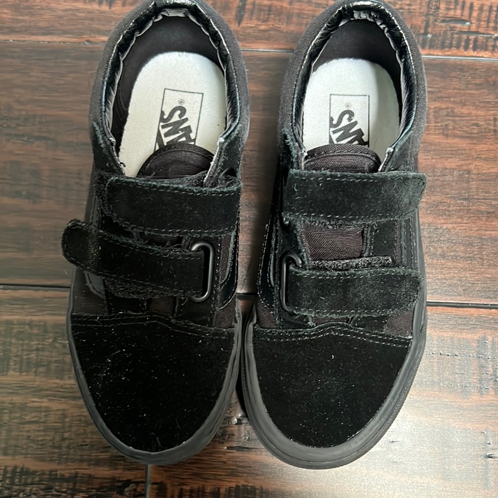 Vans black kids shoes